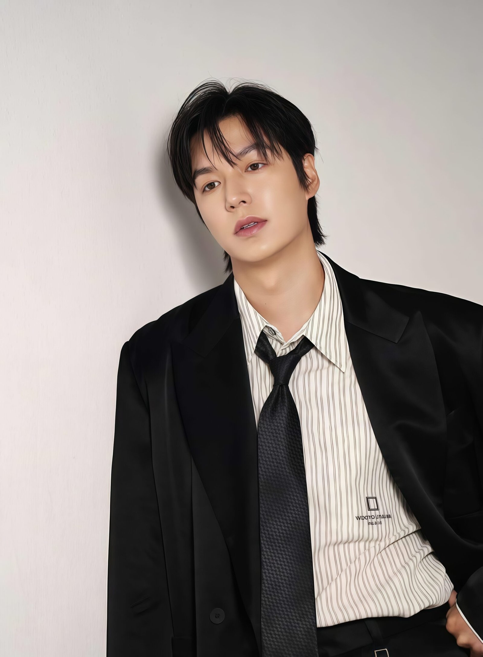 Free Lee Min Ho Wallpapers 4K for Mobile – Korean Drama Star Collection